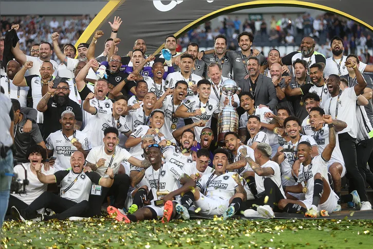 Botafogo terminou 2024 com títulos na Libertadores e no Campeonato Brasileiro