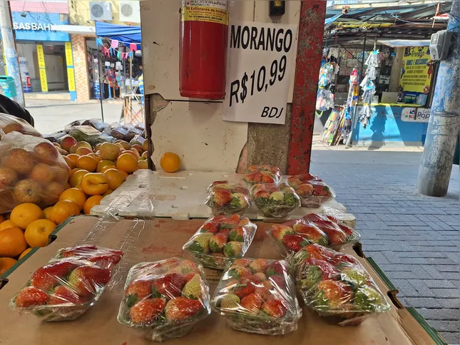 O preço do morango está variando a cada dia devido a alta procura