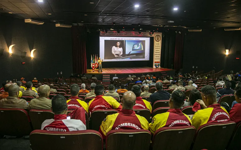 Técnica, coragem e preparo marcam as ações práticas no encerramento do Simpósio de Prevenção a Desastres