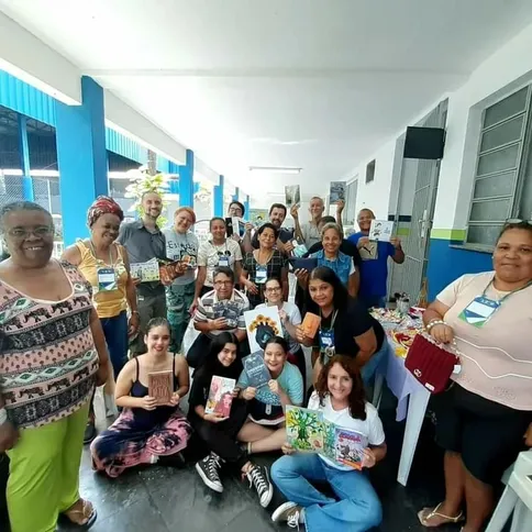 A FISG também atua em escolas