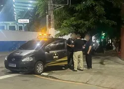 Embora houvesse um contrato com ambos os condomínios, a empresa não era registrada na Polícia Federal para exercer essa atividade