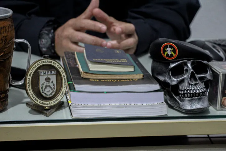 Imagem ilustrativa da imagem 1º BPM de São Gonçalo completa 12 dias com apreensão de 6 fuzis, 22 prisões e reforço histórico na segurança pública