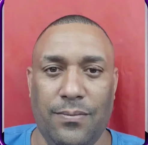 Erick Otávio de Araújo, conhecido como "Bebezão", de 49 anos, suspeito de cometer feminicídio
