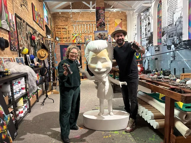 Cinthia Abravanel e Eduardo Kobra