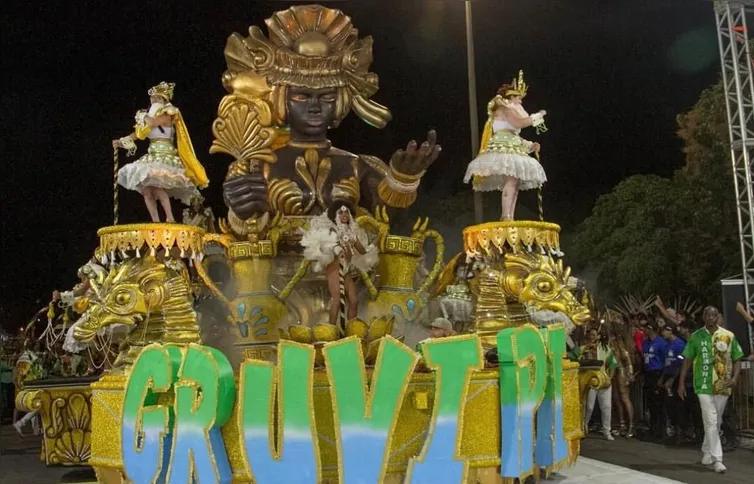 Carnaval de Brasília retorna em abril de 2026 com desfiles organizados pela UNIESBE
