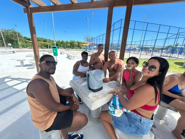 Família de São Gonçalo se reúne no Parque RJ Nosso Sonho para passar o carnaval com tranquilidade