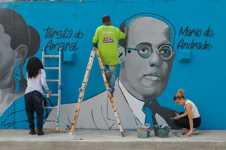 Cada artista ficou responsável por elementos da composição do painel