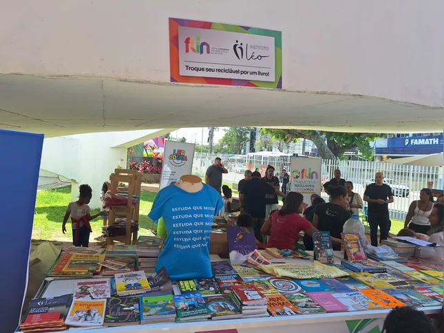 Imagem ilustrativa da imagem Começou! Festa Literária Internacional de Niterói (Flin) tem programação intensa até domingo; confira