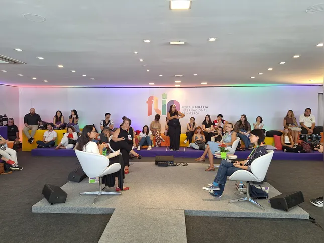 Arena Flin: participantes recebem certificados