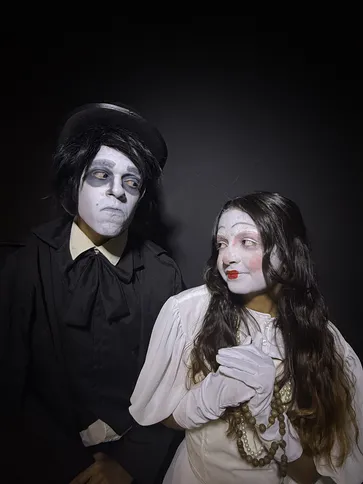 Imagem ilustrativa da imagem Comédia ácida 'Volpone' estreia no Teatro Municipal de São Gonçalo neste sábado (25)