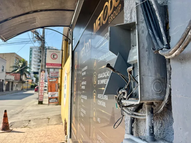 Qualquer informação sobre os criminosos que atuam na área pode ser encaminhada para o disque denúncia, através do telefone (21) 2253-1177 (o anonimato é garantido)