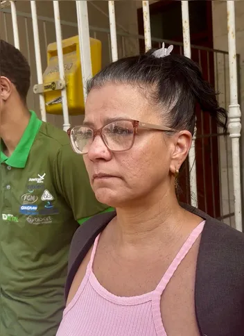 A coordenadora administrativa Elisângela Madureira da Silva, de 53 anos