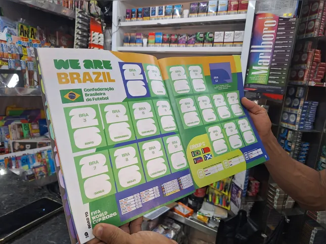 Márcio Santos destaca a boa venda dos álbuns de figurinhas