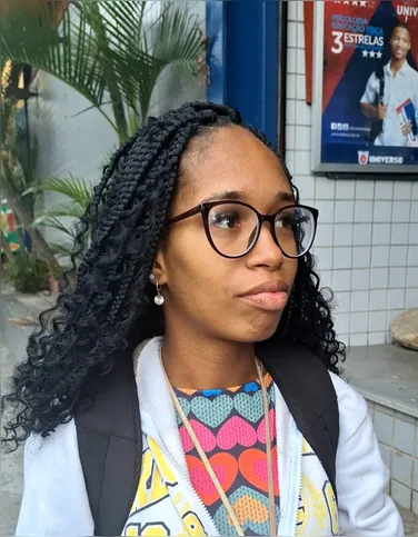 Ana Carolina está entre os torcedores que não querem que Neymar seja convocado