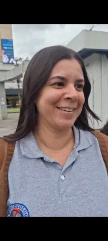 Vanessa, de 37 anos, recepcionista