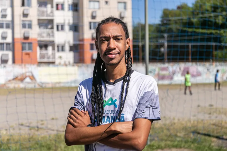 Aos 24 anos, Davi Mendes é um dos exemplos do impacto positivo que o projeto já gerou na vida de quem passou por ele.