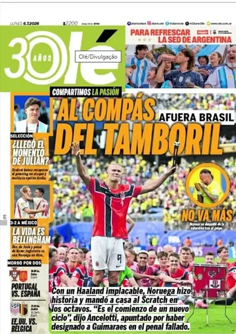 Na Argentina, o diário Olé abriu sua edição com o tropeço do Brasil sob a manchete "No compasso do tamborim".