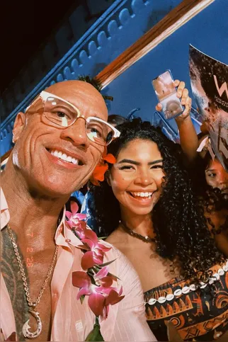 The Rock comentou que uma de suas filhas se chama Jasmine, nome muito parecido com o dela