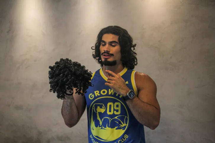 Imagem ilustrativa da imagem De Tribobó, SG, para o Brasil: Influenciador Paulo Victor de Melo soma quase 5 milhões de seguidores nas redes sociais