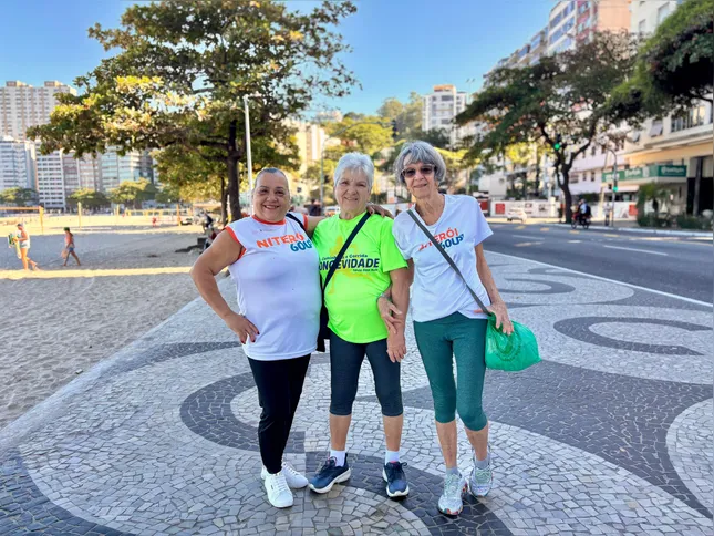 O trio se encontra há cerca de quatro anos e, desde então, mantém o hábito de praticar exercícios