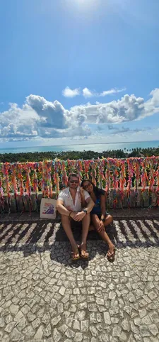 Tarcísio Rodrigues Dantas e Evelyn Corrêa do Couto encontraram o amor em um aplicativo de relacionamento e estão juntos há oito anos