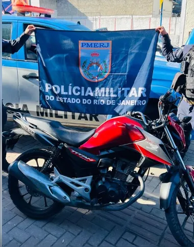 Motocicleta apreendida na ação