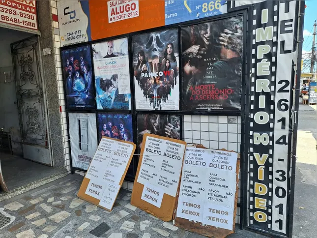Imagem ilustrativa da imagem Em tempos de streaming, locadora de filmes segue aberta há mais de 30 anos em São Gonçalo