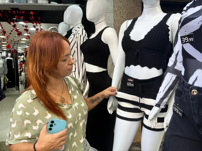 A veterinária Daniela Melo prefere presentes ligados à autoestima, como roupas e maquiagem