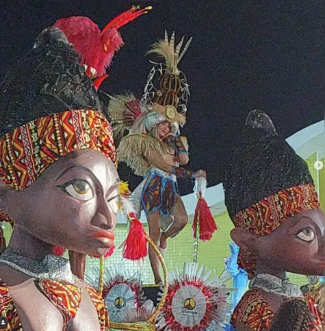 Escola fez belo desfile no Carnaval de 2025 e conquistou acesso com título no Grupo C