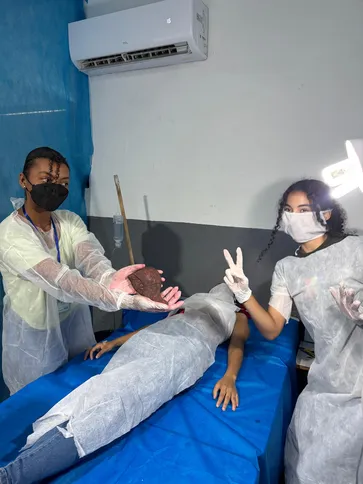 Feira de Ciências de escola destaca trabalho de captação de órgãos do Hospital Roberto Chabo, em Araruama