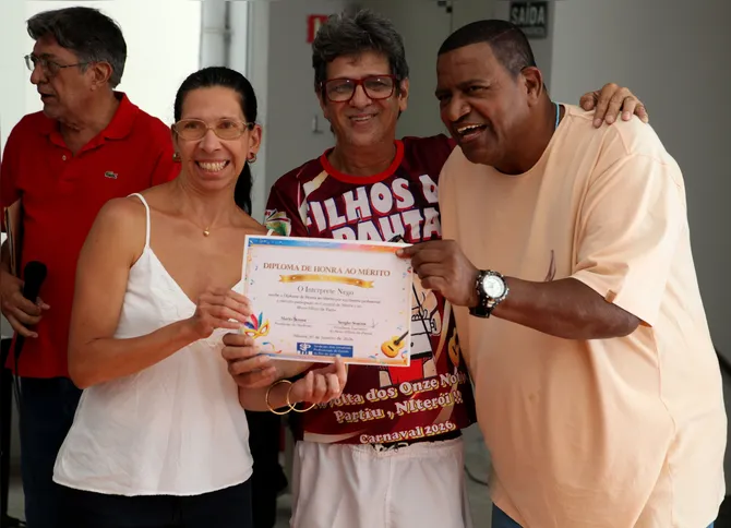 Intérprete Nego também recebeu diploma