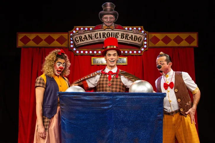 Espetáculo ''Grand Cirque Brado''chega ao Rio, com apresentações em quatro unidades do Sesc