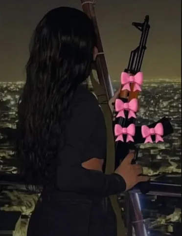 Japinha do CV gostava de ostentar nas redes sociais