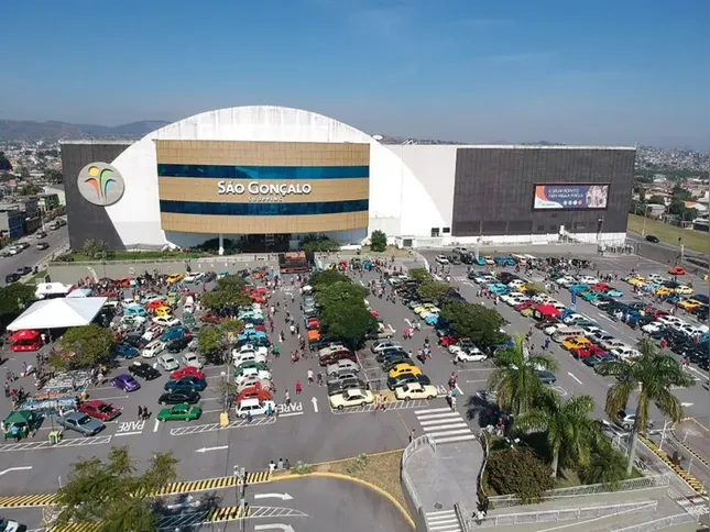 O São Gonçalo Shopping terá alterações nos horários de funcionamento de suas lojas e serviços durante o feriado de Corpus Christi