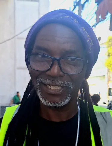 Ailton, de 62 anos
