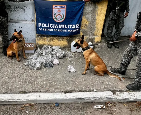 Imagem ilustrativa da imagem PM faz grande operação nas comunidades da zona norte de Niterói