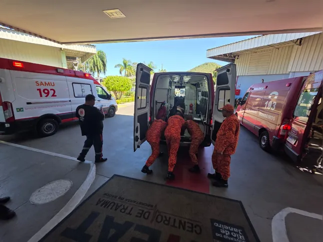 Imagem ilustrativa da imagem Paciente recém operado sofre acidente e volta para o hospital