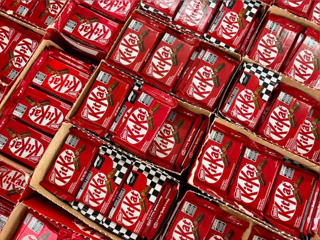 Consumidores buscam opções mais acessíveis diante dos preços elevados