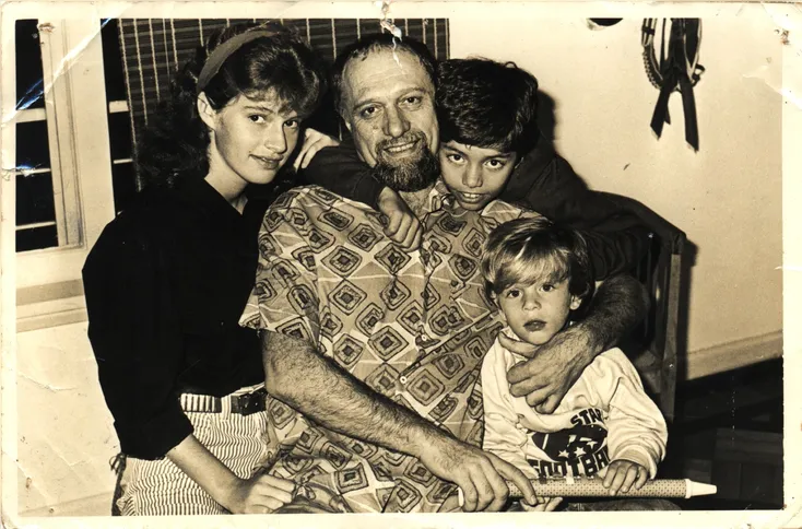 A mostra, gratuita, apresenta pela primeira vez ao público um acervo inédito do artista