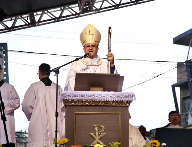 A missa foi celebrada pelo Arcebispo auxiliar da Arquidiocese de Niterói, Dom Geraldo de Paula