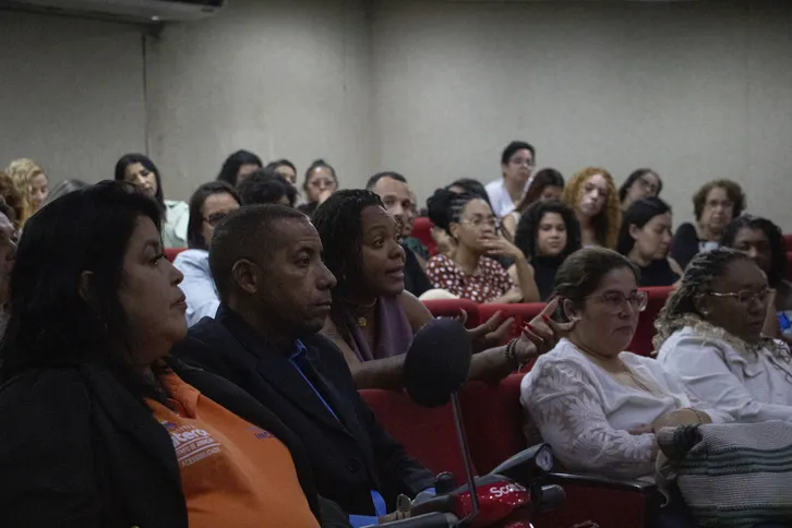 Plateia fez perguntas aos palestrantes do workshop