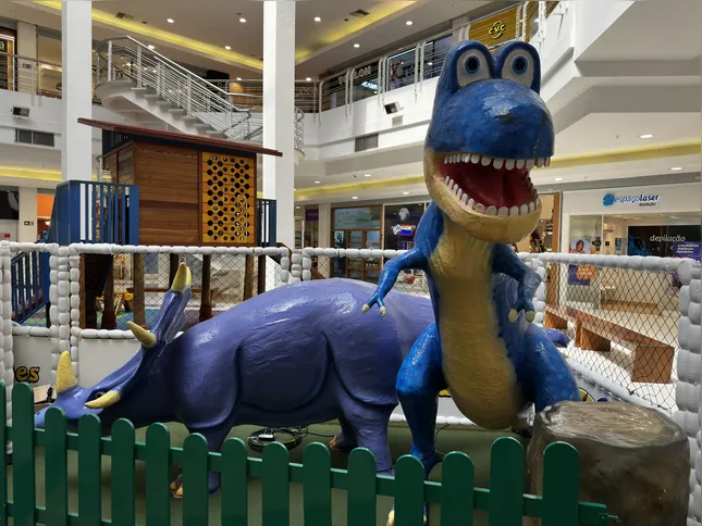 Multicenter Itaipu recebe o Reino Jurássico da World Games