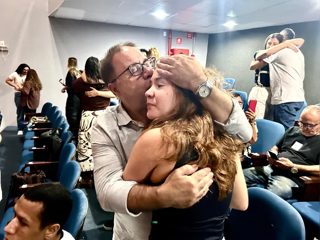 Familiares dos estudantes estiveram presentes na aula inaugural do curso