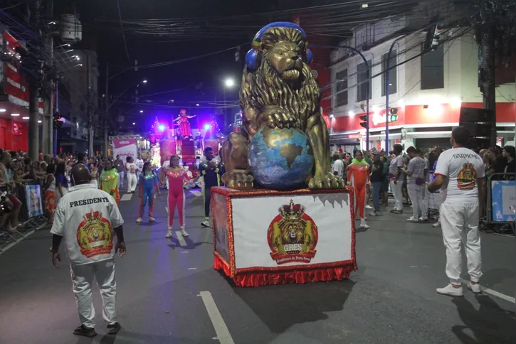A Porto Novo abriu  a festa, no início da noite de segunda-feira