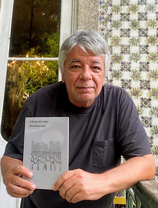 Imagem ilustrativa da imagem Jornalista lança terceiro livro, 'A fome de tudo', no próximo sábado (16) em Niterói