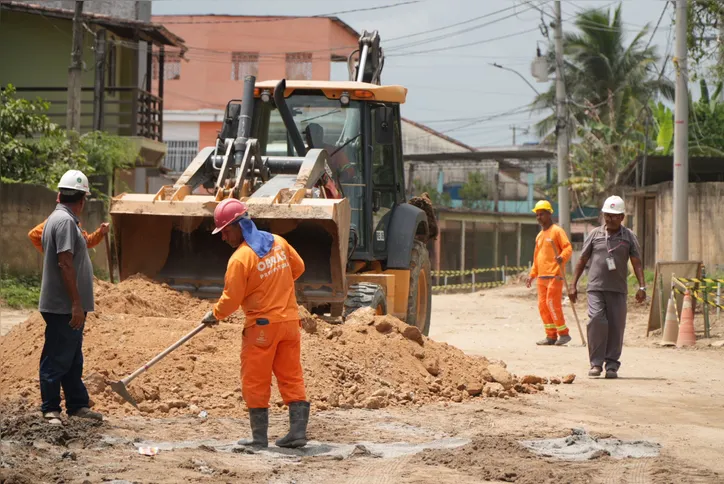 Imagem ilustrativa da imagem Bairros de São Gonçalo recebem obras de pavimentação e drenagem; veja as regiões beneficiadas