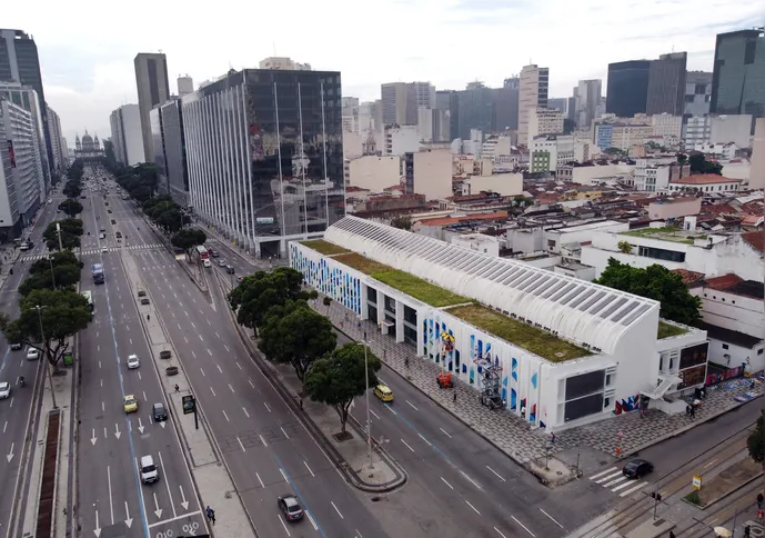 Biblioteca Parque Estadual, localizada na Avenida Presidente Vargas, 1.261