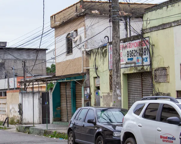 "A gente fazia churrasco, jogava sinuca no bar dele. O Seu Silvio era muito gente boa", contou um morador que preferiu não se identificar.