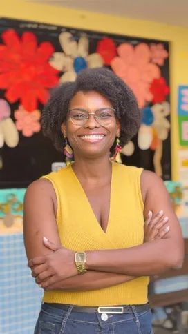 “Procuro sempre oferecer uma educação que faça sentido para as crianças e que também seja prazerosa para elas.”, afirma Rejany Oliveira