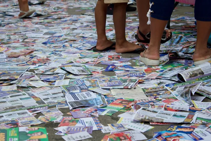 Imagem ilustrativa da imagem Do primeiro voto à terceira idade: mesmo sem obrigatoriedade, diferentes gerações vão às urnas neste domingo